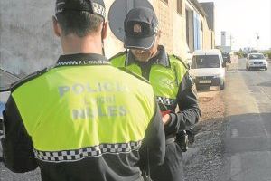 La Policia Local de Nules recupera un projector robat a un centre escolar