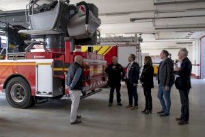 José Martí visita el parque de bomberos profesionales de Benicarló, el más moderno de los cuatro con los que cuenta el Consorcio Provincial