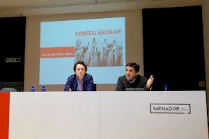 Mezquita reúne a los representantes municipales en los consejos escolares con inspección educativa Mezquita reúne a los representantes municipales en los consejos escolares con inspección educativa
