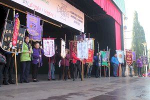 Més de 600 bombos i tambors sonen per les calles d'Almenara - (foto 10)