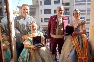 Alicia i Helena donen la benvinguda a les Falles de 2020 de Sueca en nom de tot el col·lectiu faller - (foto 4) Alicia i Helena donen la benvinguda a les Falles de 2020 de Sueca en nom de tot el col·lectiu faller - (foto 4)