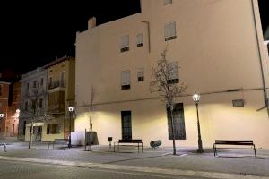 La plaça del Carbó d´Alzira compta amb una nova il·luminació - (foto 3)