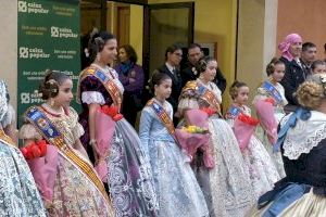 La Junta Local Fallera de Paiporta regala un pasodoble a sus falleras mayores de todos los tiempos