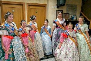 La Junta Local Fallera de Paiporta regala un pasodoble a sus falleras mayores de todos los tiempos - (foto 3)