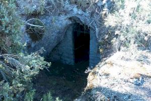 “Cuevas santuario de la comarca y orientaciones astronómicas” en la VIII Aula de Cultura Feliciano Antonio Yeves de Requena