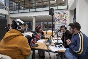 L’UJI se suma a la commemoració del Dia Mundial de la Ràdio amb un programa especial - (foto 4)