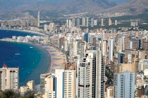 Benidorm solicitará al Consell su reconocimiento como ‘municipio turístico’ en base al nuevo decreto autonómico