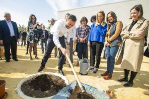 La primera actuació finalitzada del pla Edificant a Elx és el preludi d’una inversió de 34,3 milions d’euros en 15 col·legis i instituts - (foto 2)