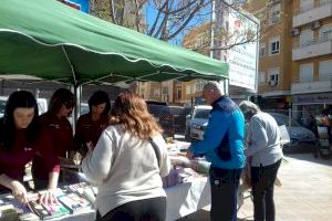 L'intercanvi de llibres torna al mercat ambulant de Crevillent - (foto 3) L'intercanvi de llibres torna al mercat ambulant de Crevillent - (foto 3)