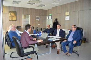 Jordi Juan coneix el projecte de digitalització de patrimoni de la Mancomunitat de la Ribera Alta