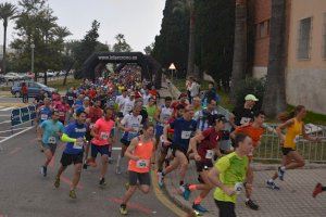 Los corredores Francisco Maciá, de Crevillent, y la danesa Sissel Moeller han ganado hoy la X Serra Grossa Trail