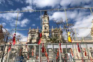 Ja es coneixen als afortunats que gaudiran de les Mascletaes des del balcó de l'Ajuntament de València