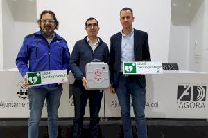 Alcoi adquireix 4 nous desfibril·ladors per a consolidar-se com una ciutat cardioprotegida - (foto 2) Alcoi adquireix 4 nous desfibril·ladors per a consolidar-se com una ciutat cardioprotegida - (foto 2)