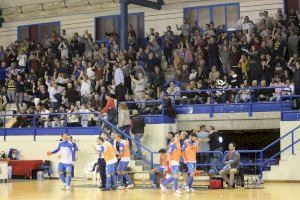 L’Alzira FS regalarà un lot de sis balons de futbol sala a un col·legi