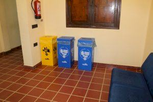 Les dependències municipals de Nules ja disposen de papereres de paper i d'envasos - (foto 2) Les dependències municipals de Nules ja disposen de papereres de paper i d'envasos - (foto 2)