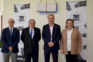 El vicerrector de Investigación de la Universidad Nacional de San Agustín de Arequipa visita la UMH