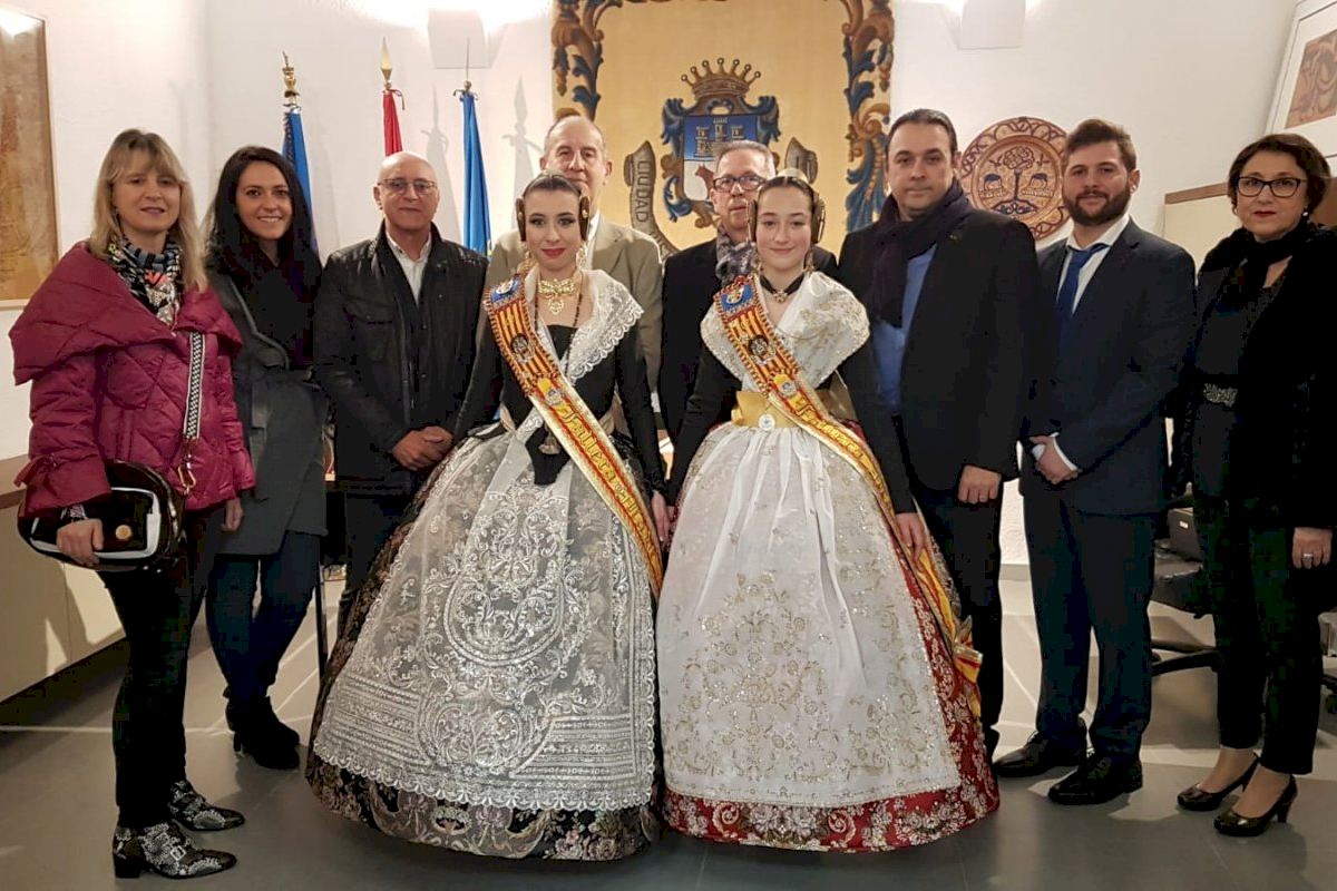 Crida de las Falleras Mayores de Manises