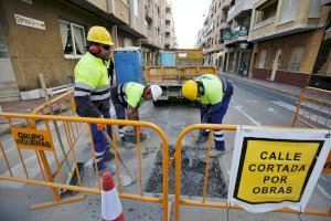 Comienzan las obras de sustitución de la red de alcantarillado en la calle Antonio Machado, con una inversión de 153.354,15 euros