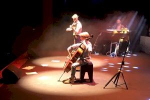 Violincheli Brothers y su “viaje musical” Desconchertantes triunfan en l´Auditori