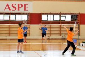 El Circuito Provincial de los Juegos Escolares de Bádminton se celebra en Aspe