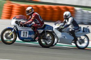 Carreras, exposiciones y exhibiciones en el Racing Legends del Circuit Ricardo Tormo