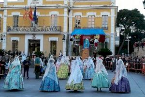 Burjassot s'ompli de pólvora i festa amb l'arribada de les Falles 2020