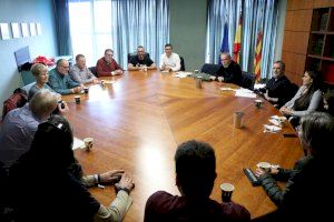 Una representación de Hungría y Alemania visitan Torrent para conocer el proyecto Bicis para todas - (foto 3)