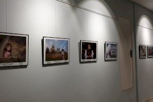 El Centre Municipal de Cultura Paulo Freire acoge la muestra fotográfica "Dones"