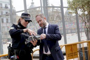 Los drones velan por la seguridad de los ciudadanos durante la mascletà