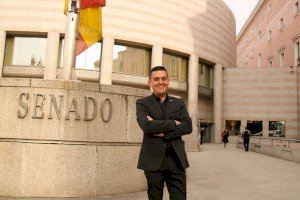Compromís recela de les ‘manipulacions’ en el Port de València i demana una planificació ben definida i sense presses Compromís recela de les ‘manipulacions’ en el Port de València i demana una planificació ben definida i sense presses