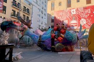 El Gremio de artistas falleros a una voz: “Si esta decisión se hubiera adoptado antes habría afectado menos” - (foto 3)