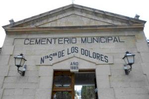 Cierre del cementerio, suspensión del mercado ambulante y medidas de prevención frente al COVID-19 en el Mercado de Abastos