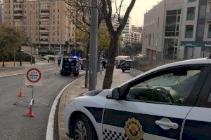 La Policía Local intensifica los controles de personas y vehículos en Alicante y levanta un total de 22 multas - (foto 4) La Policía Local intensifica los controles de personas y vehículos en Alicante y levanta un total de 22 multas - (foto 4)