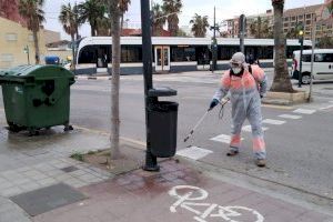 El servicio de Sanidad elabora un plan desinfección para zonas de máxima afluencia