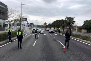 La Policía Local pide a los ciudadanos extremar las medidas para hacer frente al COVID