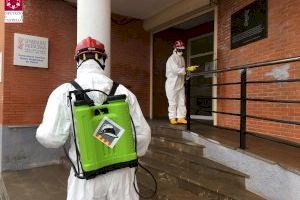 Los bomberos profesionales de la Diputación desinfectan Santa Magdalena de Pulpis