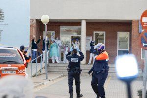 L’Alfàs rinde homenaje a los sanitarios cada tarde a las 20.00 horas