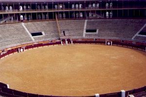 El Ayuntamiento de Alicante cede al Hospital General el respirador de la Enfermería de la Plaza de Toros