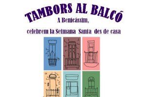 Benicàssim trasllada el so de la Setmana Santa als balcons