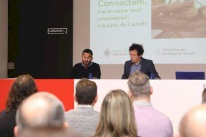 Educació enceta la distribució de més de 600 tauletes a Castelló