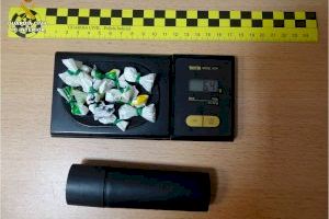 La Guardia Civil detiene por tráfico de drogas a un conductor que se había saltado el confinamiento