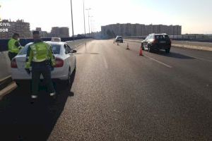 Detenido por transportar cuatro kilos de marihuana en el maletero de un taxi