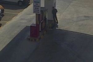 Detingut l'autor d'innombrables robatoris en gasolineres, fleques i restaurant de Santa Pola durant l'estat d'alarma - (foto 3)