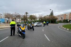 Casi un centenar de vecinos de Alicante han sido denunciados por saltarse el confinamiento en las últimas horas