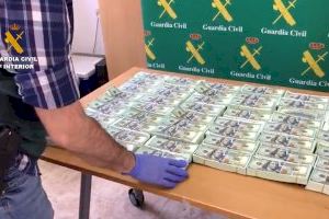 La Guardia Civil detiene a 60 personas por estafar usando el timo de adelantar dinero para cobrar una herencia