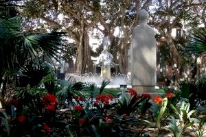 El Ayuntamiento de Alicante reabre parques y jardines para el paseo y el deporte a partir de mañana El Ayuntamiento de Alicante reabre parques y jardines para el paseo y el deporte a partir de mañana