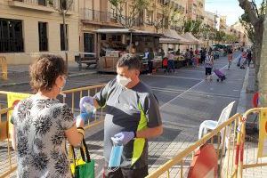 El mercado de los martes en Xixona retoma parcialmente su actividad con importantes medidas de prevención