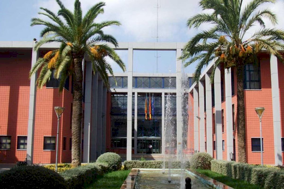 Xirivella estudiará caso por caso las ampliaciones de las terrazas tras suprimir tasas en 2020