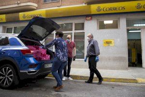 El Ayuntamiento de Onda entrega a Correos las mascarillas FFP2 que ha adquirido para repartirlas casa por casa