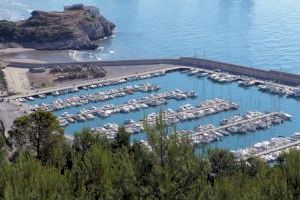 Fallece un hombre en Oropesa mientras limpiaba las hélices de un barco